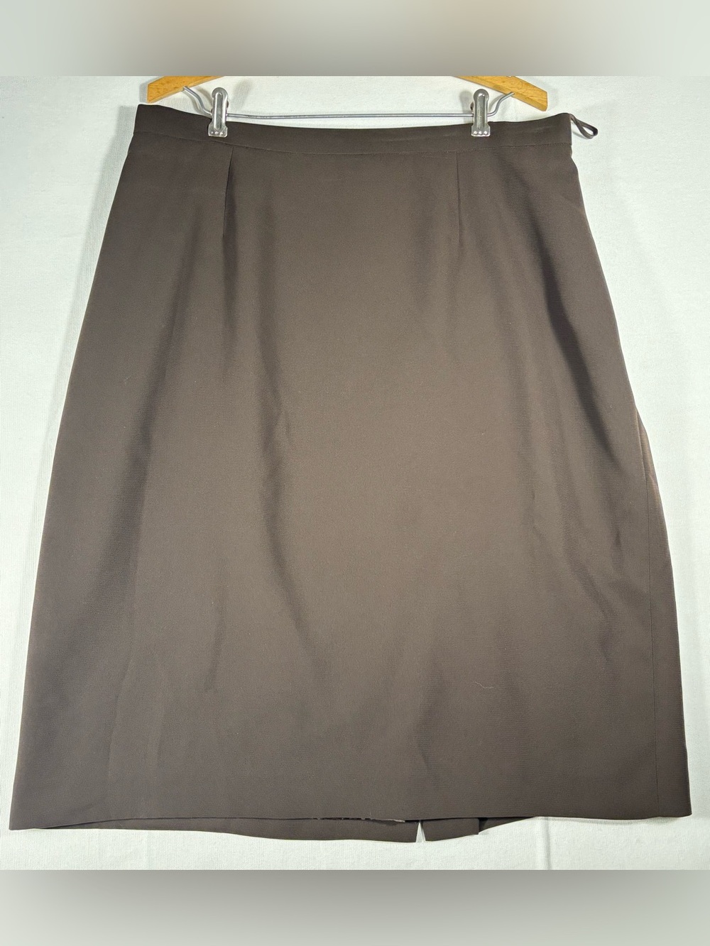 Le Suit Women’s 16W Brown Pencil Skirt with Poly Lining